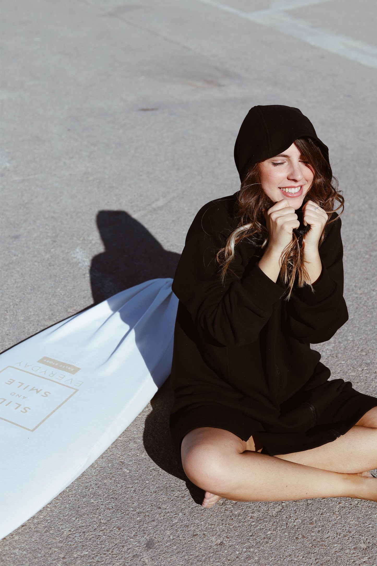 WINTER SURF PONCHO HOODED TOWEL UNISEX BLACK